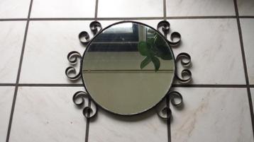 spiegel 40 cm. beschikbaar voor biedingen