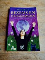 BEZEMS EN
PENTAGRAMMEN,
HANDBOEK VOOR DE JONGE HEKS, Ophalen of Verzenden, Gelezen, Overige typen