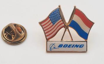 Boeing USA en Nederlandse vlag pin beschikbaar voor biedingen