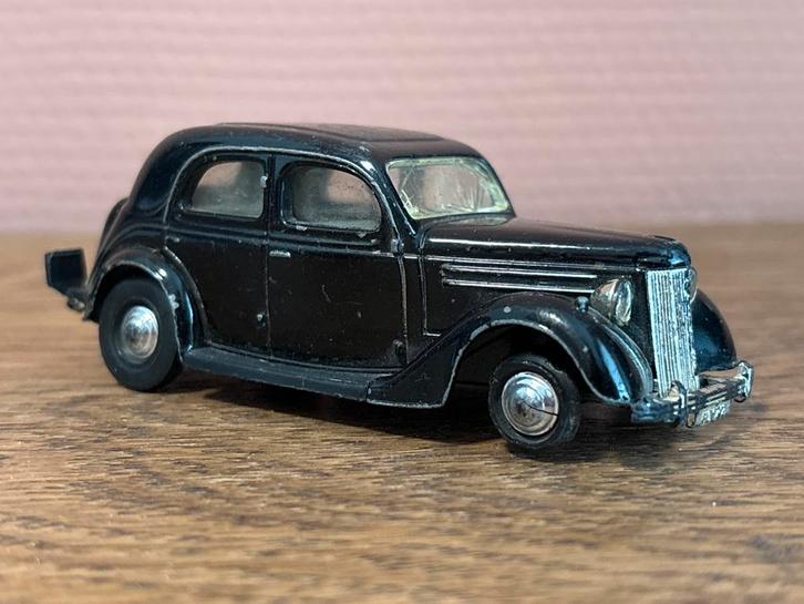 Dinky Toys Ford V8 Pilot – Matchbox uitgave, Hobby en Vrije tijd, Modelauto's | Overige schalen, Zo goed als nieuw, Auto, Ophalen of Verzenden