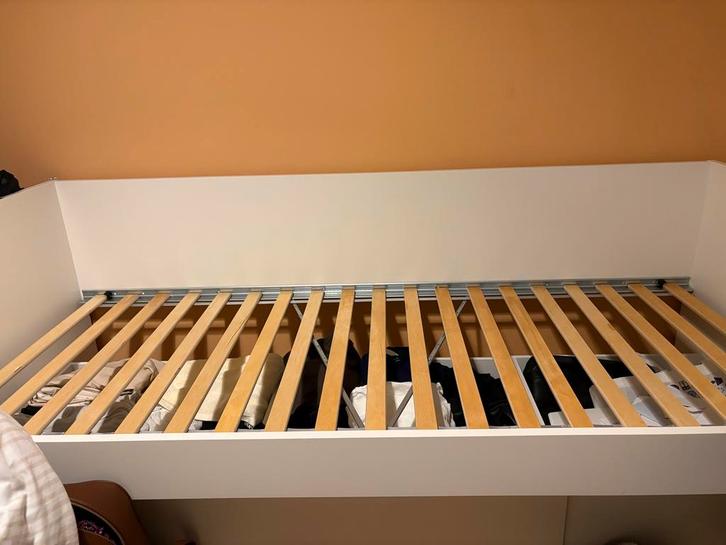 IKEA bed met lades, Huis en Inrichting, Slaapkamer | Bedden, Zo goed als nieuw, Eenpersoons, 80 cm, 200 cm, Hout, Wit, Ophalen