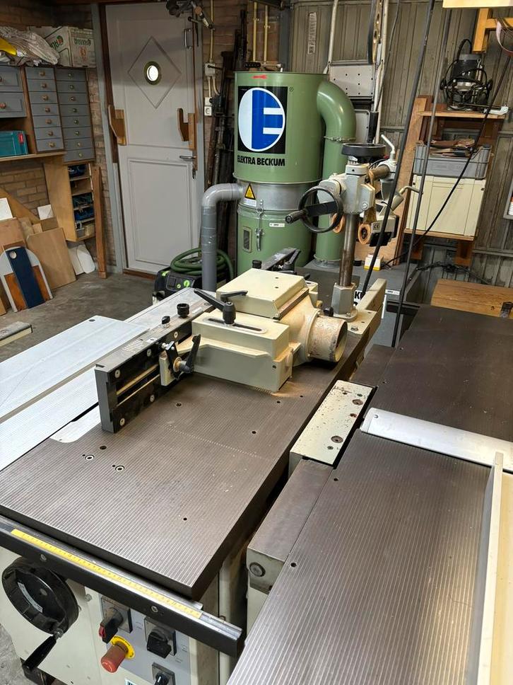 Prof. houtbewerkingsmachine merk Knapp bieden v.a. € 7.150,=, Doe-het-zelf en Verbouw, Gereedschap | Freesmachines, Zo goed als nieuw