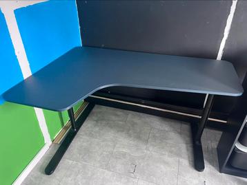 Bekant hoekbureau Ikea - afbeelding 1