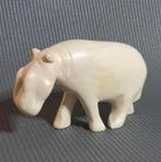 Vintage handgesneden speksteen nijlpaard beeldje, Verzamelen, Beelden en Beeldjes, Ophalen of Verzenden, Gebruikt, Dier