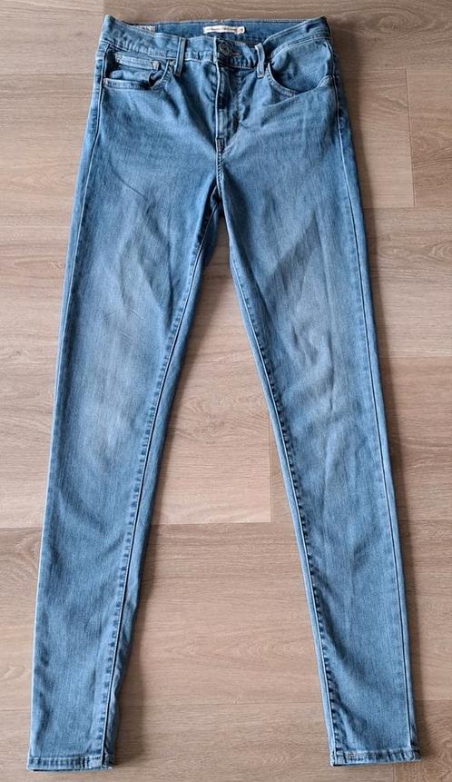 Levi's 720 high rise skinny spijkerbroek - Maat W28 L32, Kleding | Dames, Spijkerbroeken en Jeans, Zo goed als nieuw, W28 - W29 (confectie 36)