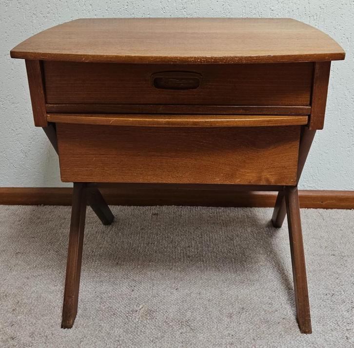 Laag ladetafeltje O.M.F. Deens design retro uit de jaren ‘60, Huis en Inrichting, Kasten | Ladekasten, Gebruikt, Minder dan 100 cm