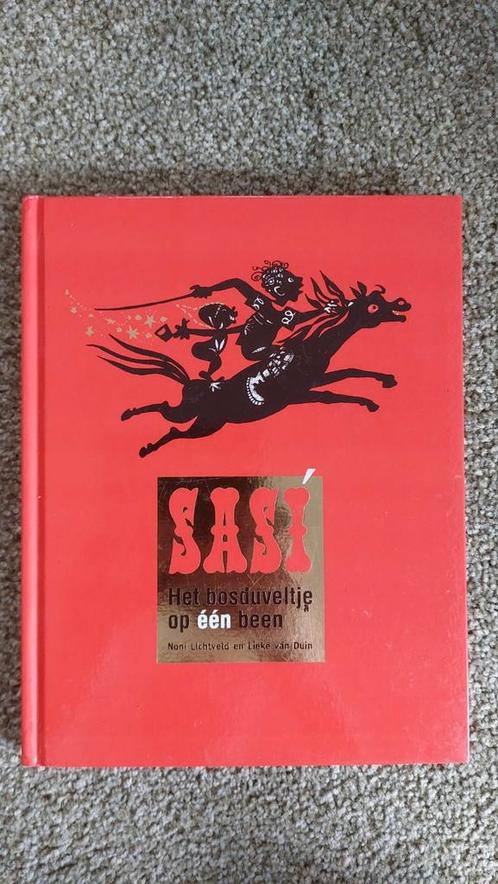 Lieke van Duin - Sasí het bosduveltje op èèn been, Boeken, Kinderboeken | Jeugd | onder 10 jaar, Zo goed als nieuw, Ophalen of Verzenden