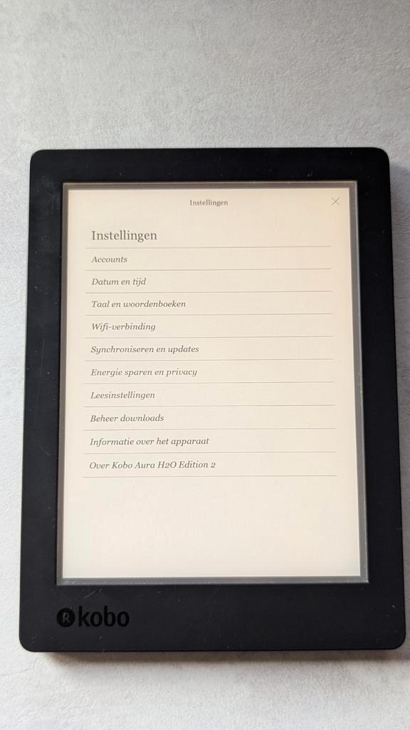 Kobo aura h2o 2e editie 6,8 inch, Computers en Software, E-readers, Zo goed als nieuw, Ophalen of Verzenden