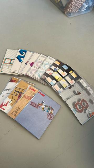 Hele collectie jaarcollecties PTT  beschikbaar voor biedingen