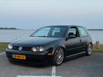 Volkswagen Golf 1.8 GTI 132KW 2002 Zwart 25 jahre editie, Auto's, Volkswagen, Voorwielaandrijving, Stof, Zwart, 4 cilinders