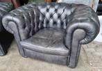 2x Muylaert Chesterfield club fauteuil antraciet + BEZORGING, Huis en Inrichting, Fauteuils, Muylaert, Gebruikt, ., Chesterfield