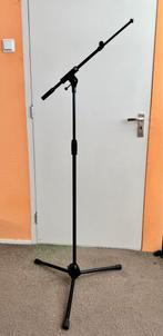 4 verschillende microfoonstatieven (K&M), Muziek en Instrumenten, Standaards, Ophalen, Gebruikt