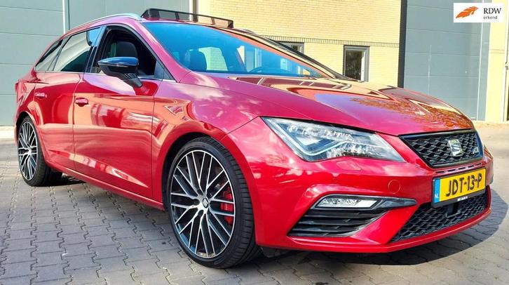 Seat LEON ST 2.0 TSI 4DRIVE CUPRA 300 Virtual Cockpit, Auto's, Seat, Bedrijf, Te koop, Leon, 4x4, ABS, Achteruitrijcamera, Adaptive Cruise Control