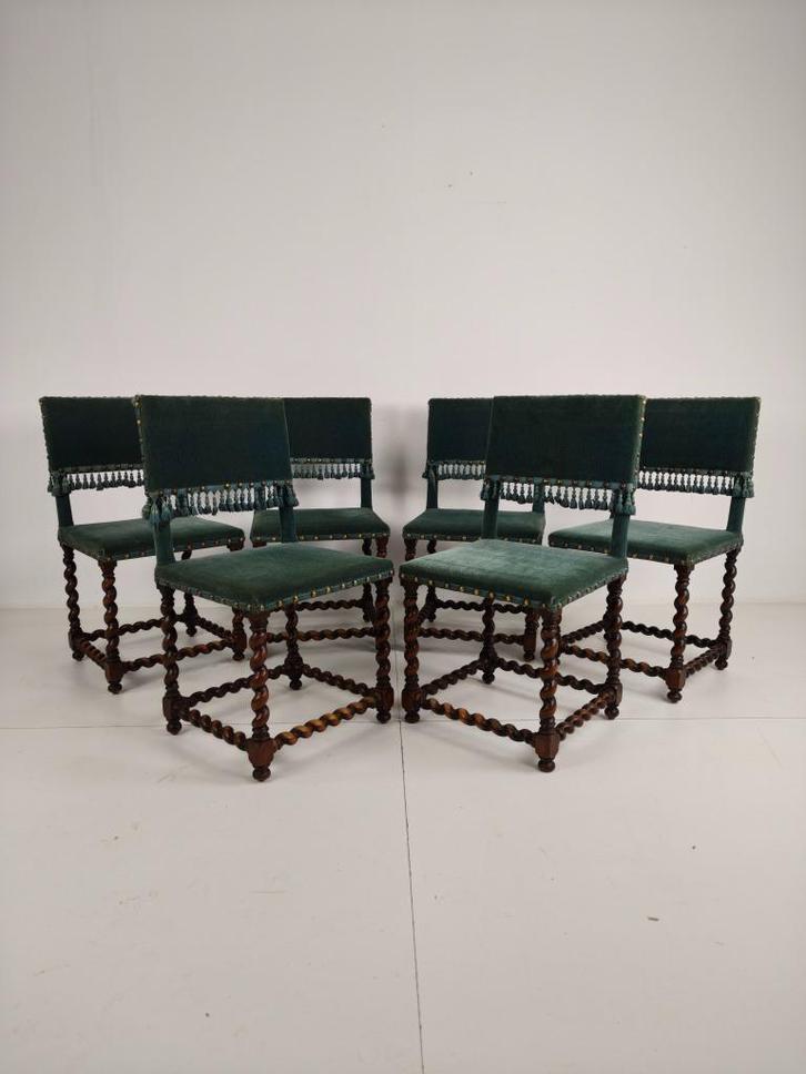 18e-eeuwse stoelen – Gedraaide poten – Blauwe bekleding, Antiek en Kunst, Antiek | Meubels | Stoelen en Banken, Ophalen