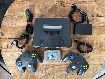 Nintendo 64 set + 2 controllers + Mario Kart 64 | Netjes beschikbaar voor biedingen