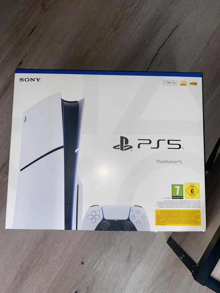 PS5 Slim Nieuw in Doos - 1TB, Spelcomputers en Games, Spelcomputers | Sony PlayStation 5, Nieuw, Playstation 5, Ophalen of Verzenden
