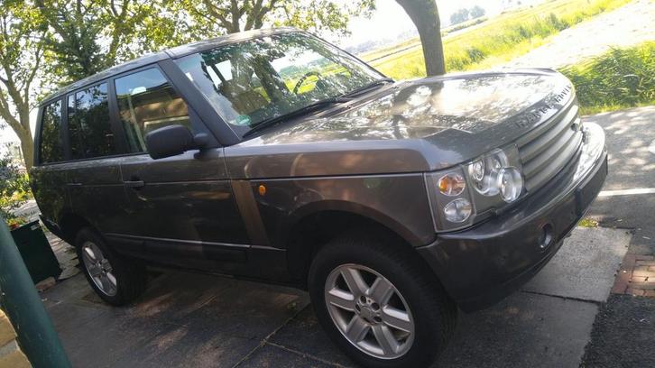 Te koop Range Rover 4.4 V8 LPG, Auto's, Land Rover, Particulier, LPG, Automaat, Zilver of Grijs, Beige, Leder, Vierwielaandrijving