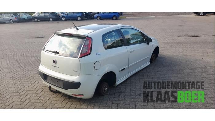 Achterklep van een Fiat Punto, Auto-onderdelen, Carrosserie en Plaatwerk, Achterklep, Fiat, Gebruikt, 6 maanden garantie, 12 maanden garantie