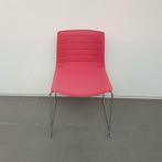 1x ARPER CATIFA 46 kunststof design stoelen - roze stof, Huis en Inrichting, Twee, Gebruikt, Metaal, Ophalen