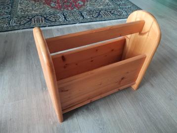 Krantenbak Tijdschriftenrek Grenen Tijdschriftenhouder beschikbaar voor biedingen