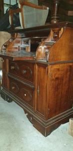 Klassiek noten secretaire, Ophalen