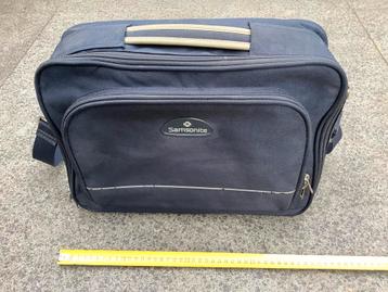 Samsonite (laptop) tas - ca. 30 bij 40 cm beschikbaar voor biedingen