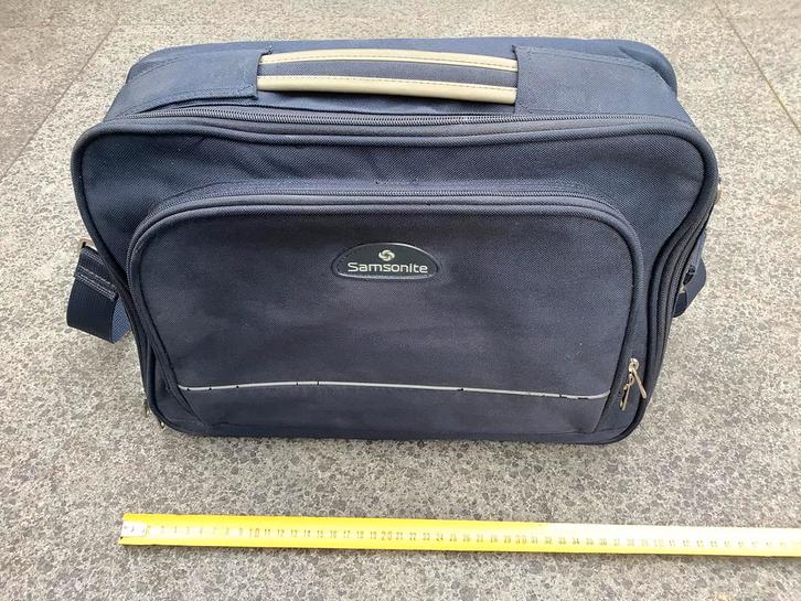 Samsonite (laptop) tas - ca. 30 bij 40 cm, Computers en Software, Laptoptassen, Schoudertas, Ophalen