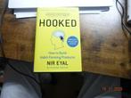 HOOKED....Nir Eyal, Ophalen, Zo goed als nieuw, Non-fictie