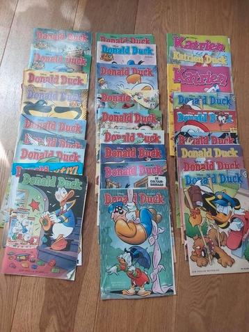 Donald Duck & Katrien weekbladen 30 stuks beschikbaar voor biedingen