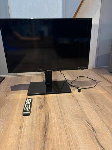 Salora tv 32 inch met standaard beschikbaar voor biedingen