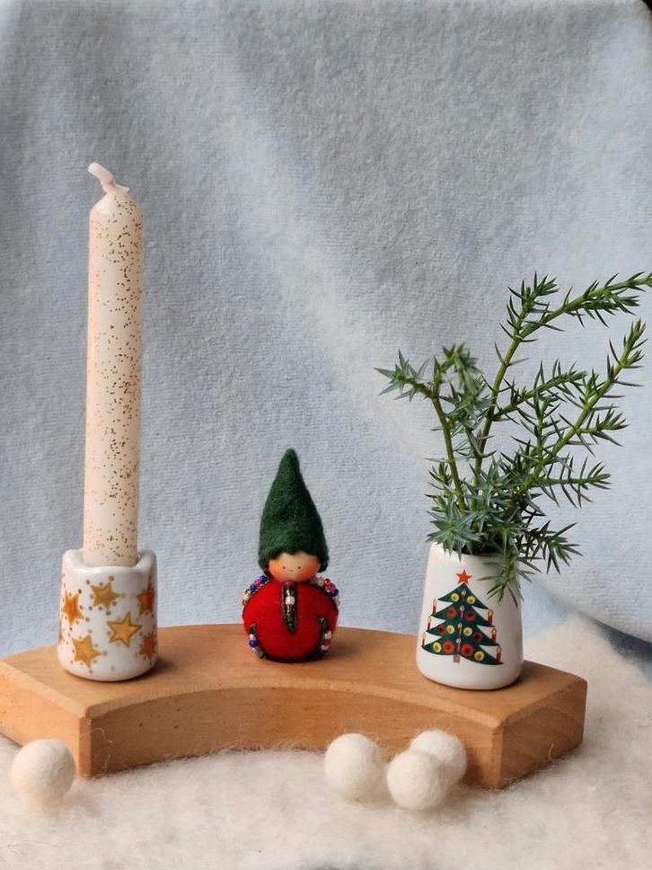 Kerst Advent Jaarring steker Vrije School Seizoenstafel, Hobby en Vrije tijd, Vilt, Nieuw, Figuurtje(s), Wolvilt, Verzenden