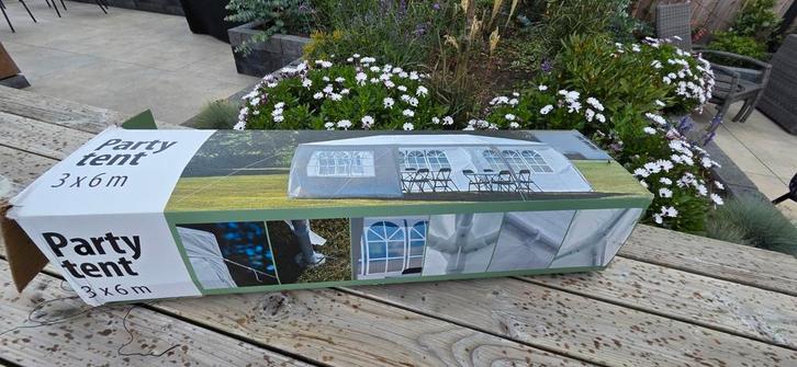 partytent 3x6 ( voor onderdelen), Tuin en Terras, Partytenten, Gebruikt, 5 tot 8 meter, Ophalen of Verzenden