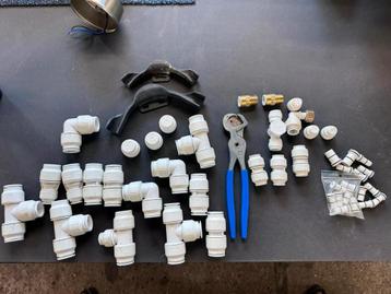 Partij John Guest Koppelingen 22mm/15mm beschikbaar voor biedingen