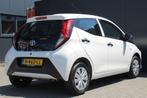 Toyota Aygo 1.0 VVT-i x | Incl. 12 maanden garantie | 5-deur, Voorwielaandrijving, 12 maanden, Stof, Gebruikt