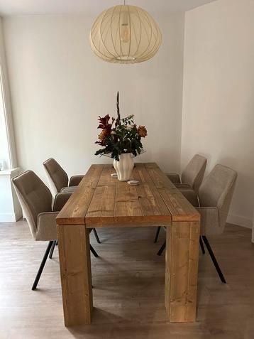 Eettafel steigerhout 200x90 cm beschikbaar voor biedingen