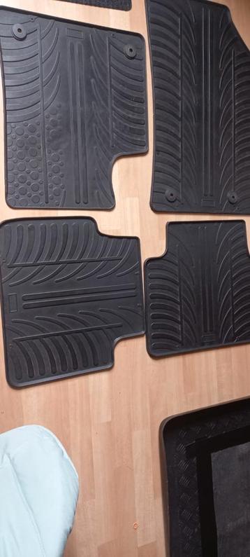 Opel Crossland X Automatten set  beschikbaar voor biedingen