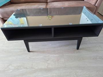 Zwart/bruine salontafel ikea beschikbaar voor biedingen