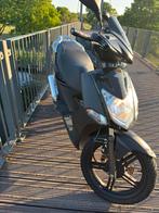 Mooie kymco 150cc lage km. 4357 km bj. 2010, Fietsen en Brommers, Scooters | Kymco, Ophalen of Verzenden, Zo goed als nieuw, Overige modellen