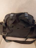 Hello kitty tas, Ophalen