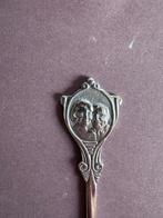 Verzilverd lepeltje Beatrix & Claus huwelijk 1966, Antiek en Kunst, Antiek | Bestek, Ophalen of Verzenden