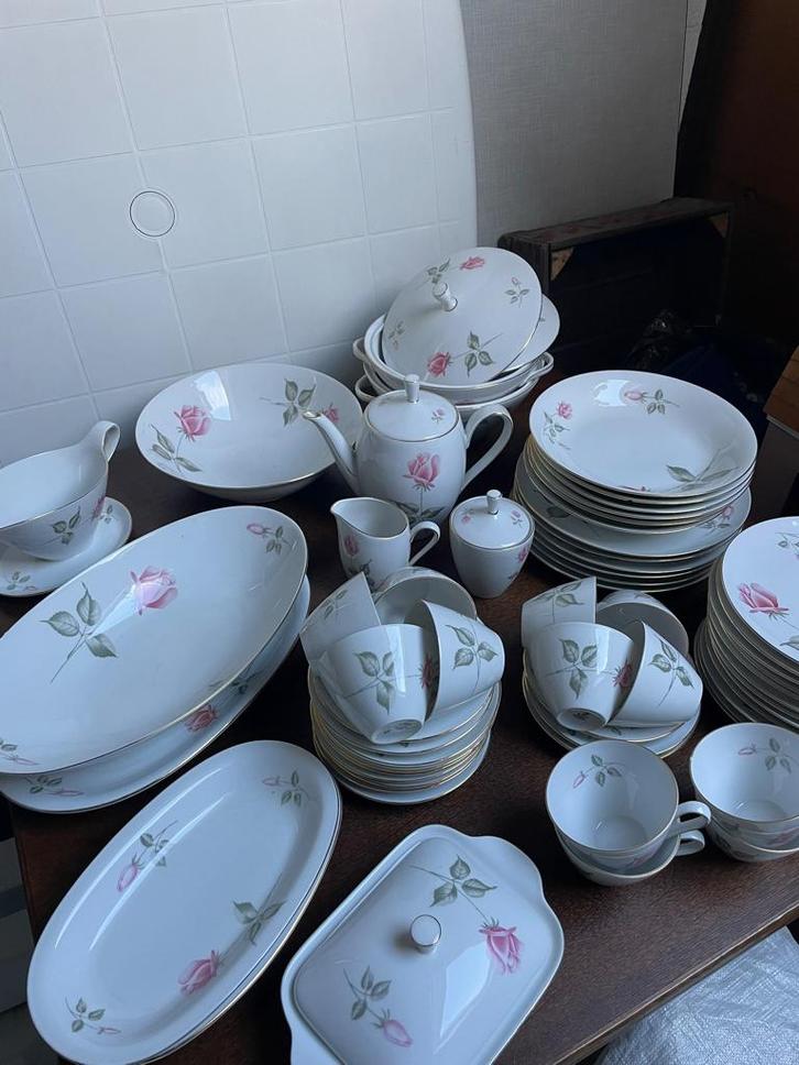 Servies porselein, Antiek en Kunst, Antiek | Servies compleet, Ophalen