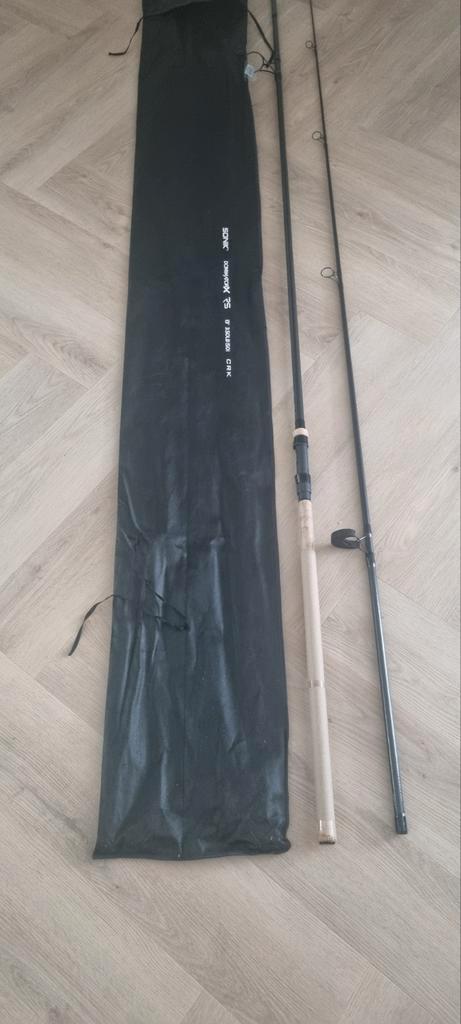 1x Sonik DominatorX RS 13ft 3.5lb Cork (nieuw), Watersport en Boten, Hengelsport | Roofvissen, Nieuw, Werphengel, Ophalen of Verzenden