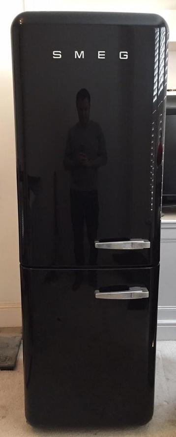 SMEG FAB32 Zwarte Koelkast met Vriesvak beschikbaar voor biedingen