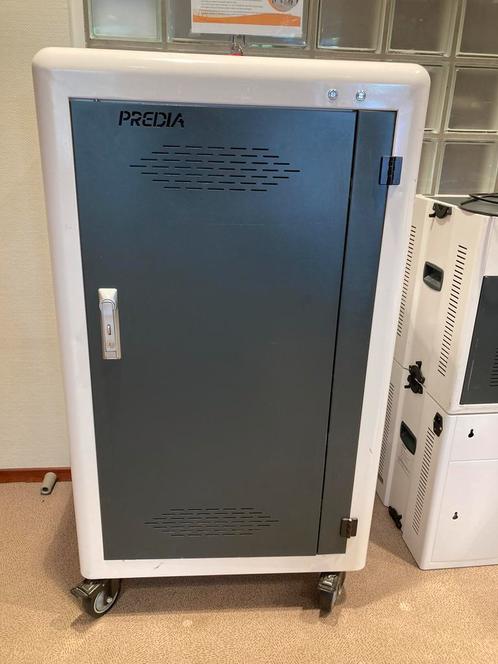Predia cart 36 en predia wallcab 12 laadkasten voor laptops, Computers en Software, Laptop-opladers, Gebruikt, Ophalen