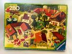 Ravensburger puzzel 280 stukjes Bij Ons in het Dorp, Hobby en Vrije tijd, Denksport en Puzzels, Ophalen of Verzenden, Minder dan 500 stukjes