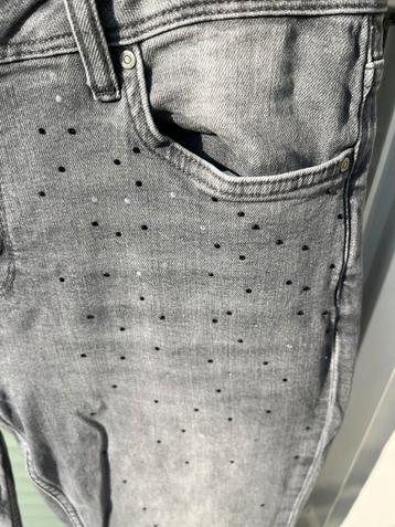 Jeans grijs Yaya maat 40 beschikbaar voor biedingen