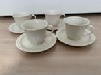 Kop en Schotel 4x creme kleur koffie of thee, Huis en Inrichting, Keuken | Servies, Nieuw, Ophalen of Verzenden, Overige stijlen