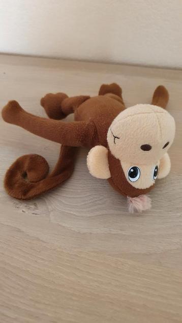 Knuffel aap. Apen knuffel.  beschikbaar voor biedingen