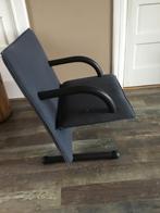 Arflex T-line stoel, Gebruikt, Metaal, 75 tot 100 cm, 50 tot 75 cm