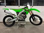 Kawasaki KX450 2022 - 46 uur!, Fietsen en Brommers, Brommers | Crossbrommers, Ophalen, Zo goed als nieuw